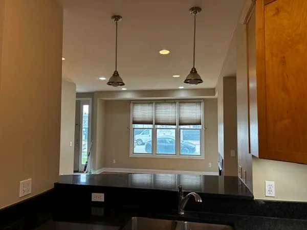 $3,000 | 260 Snyder Avenue, Ann Arbor, MI 48103
