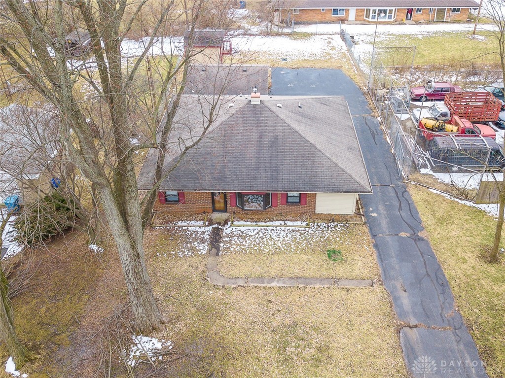 5526 Kitridge Road Dayton, OH 45424 - Photo 5 of 7 Gallery Image 5