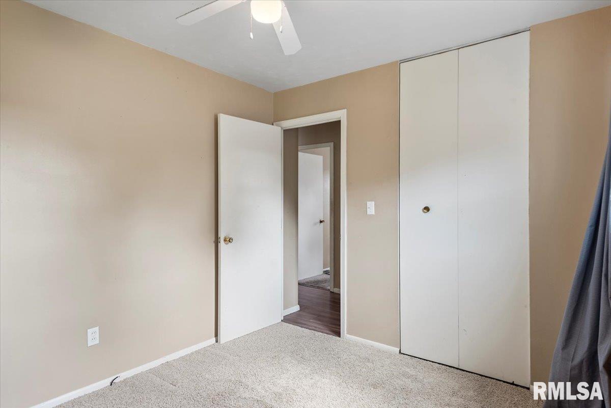 2401 Devonshire Road Springfield, IL 62703 - Photo 18 of 40