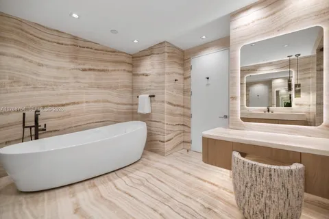 $28,500,000 | 18501 Collins Avenue, Unit 3704, Sunny Isles Beach, FL 33160