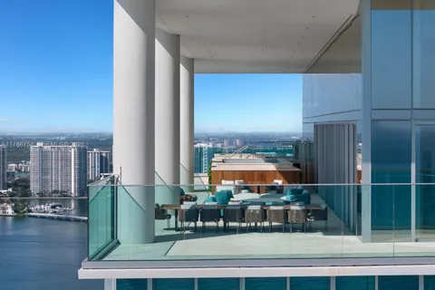 $28,500,000 | 18501 Collins Avenue, Unit 3704, Sunny Isles Beach, FL 33160