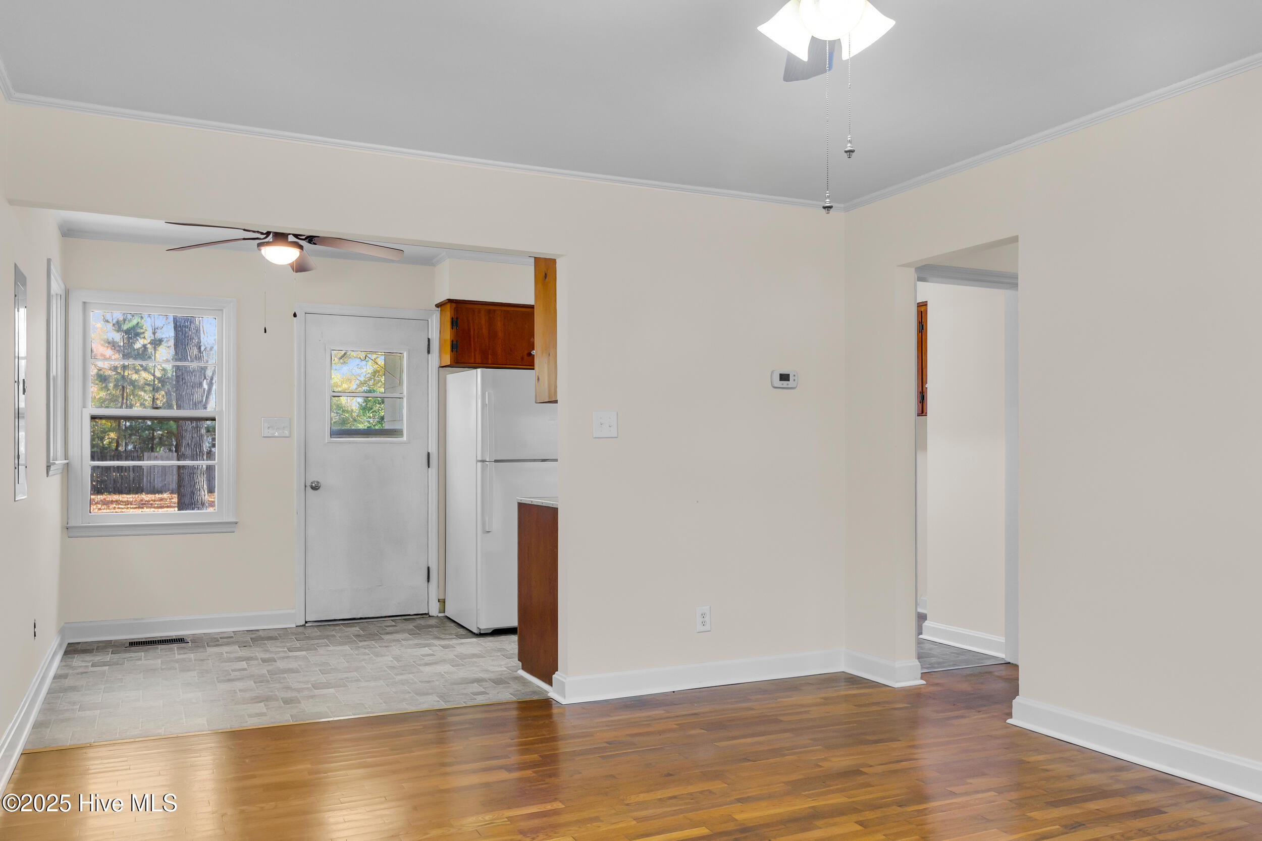 3504 Powell Street New Bern, NC 28560 - Photo 2 of 31 2_14