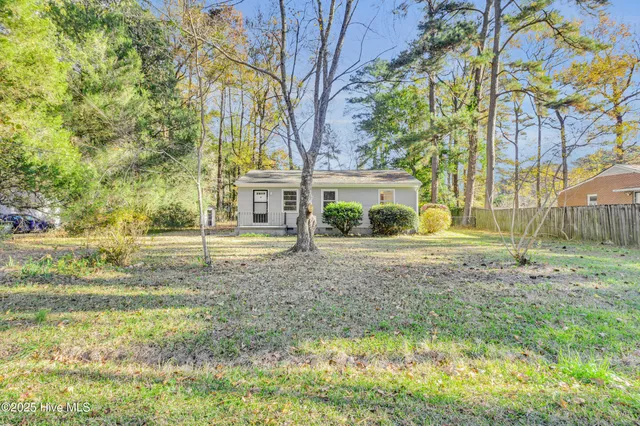 $1,500 | 3504 Powell Street, New Bern, NC 28560