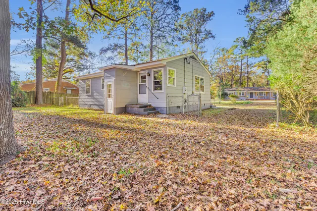 $1,500 | 3504 Powell Street, New Bern, NC 28560