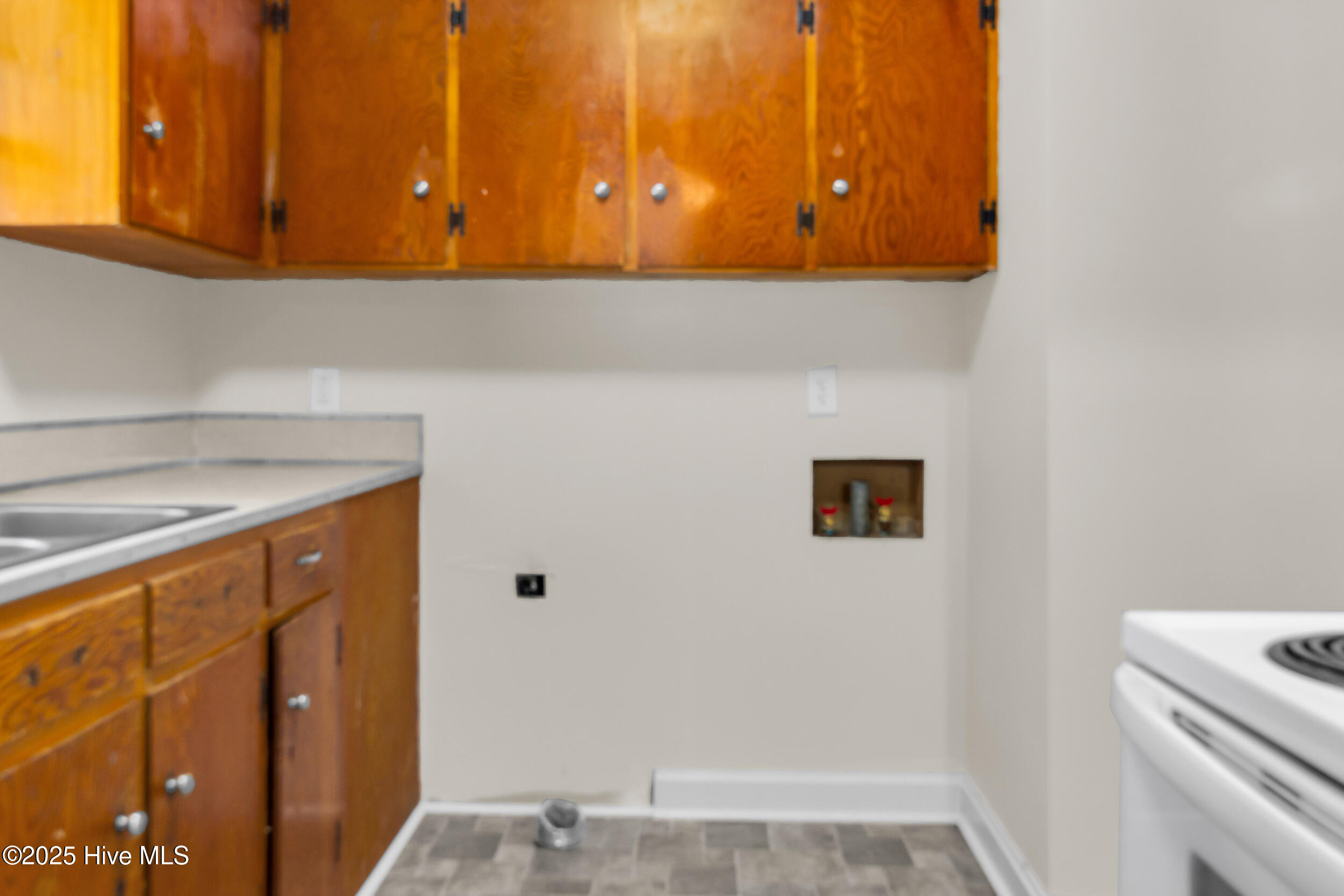 3504 Powell Street New Bern, NC 28560 - Photo 9 of 31 9_21