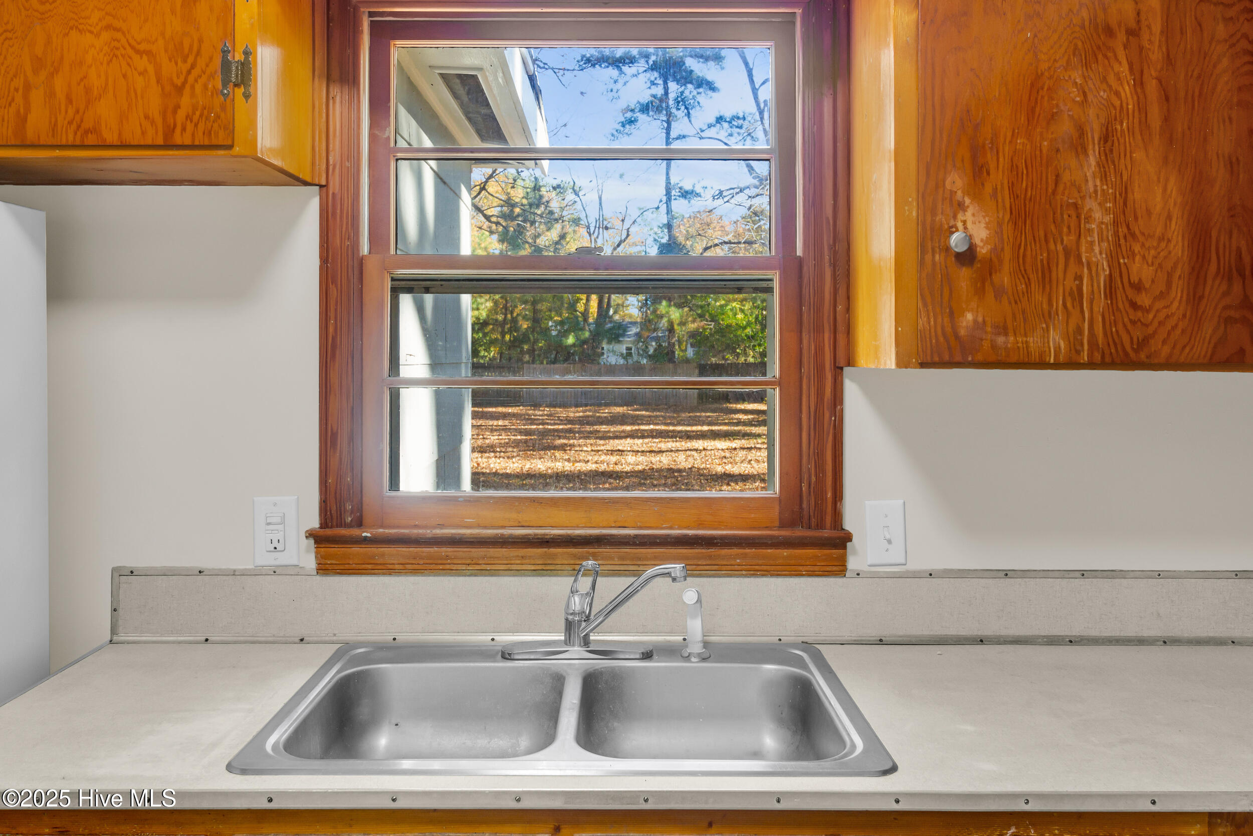 3504 Powell Street New Bern, NC 28560 - Photo 10 of 31 10_22