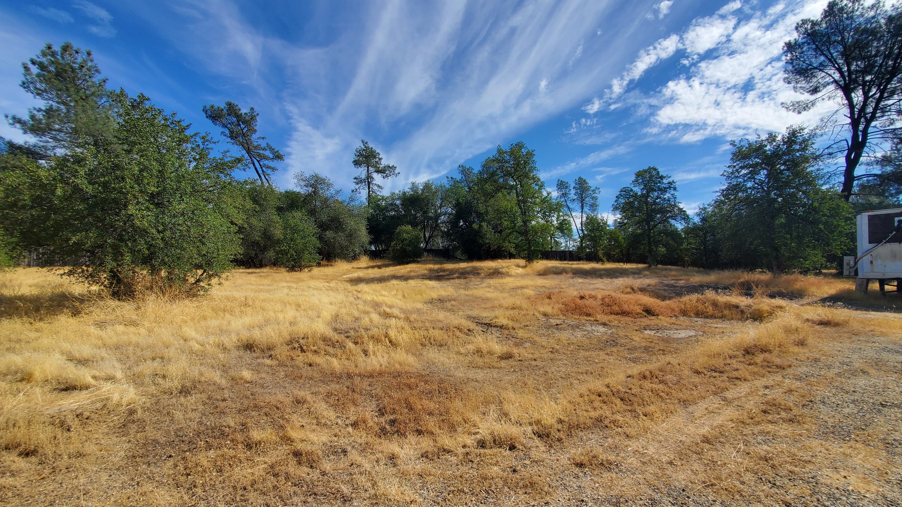 12141 Beltline Road Redding, CA 96003 - Photo 2 of 28 20240807_095215