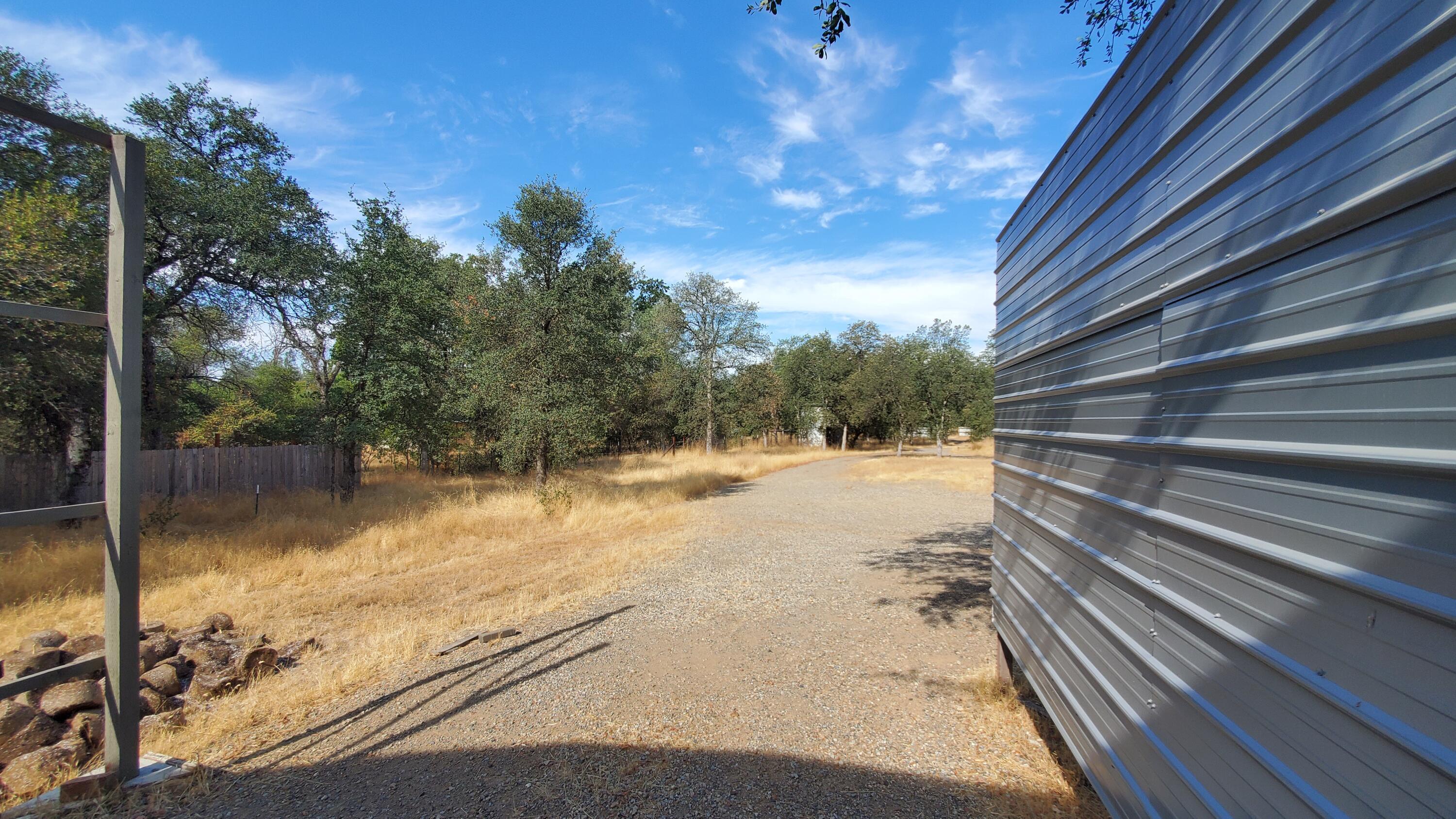 12141 Beltline Road Redding, CA 96003 - Photo 4 of 28 20240807_095314