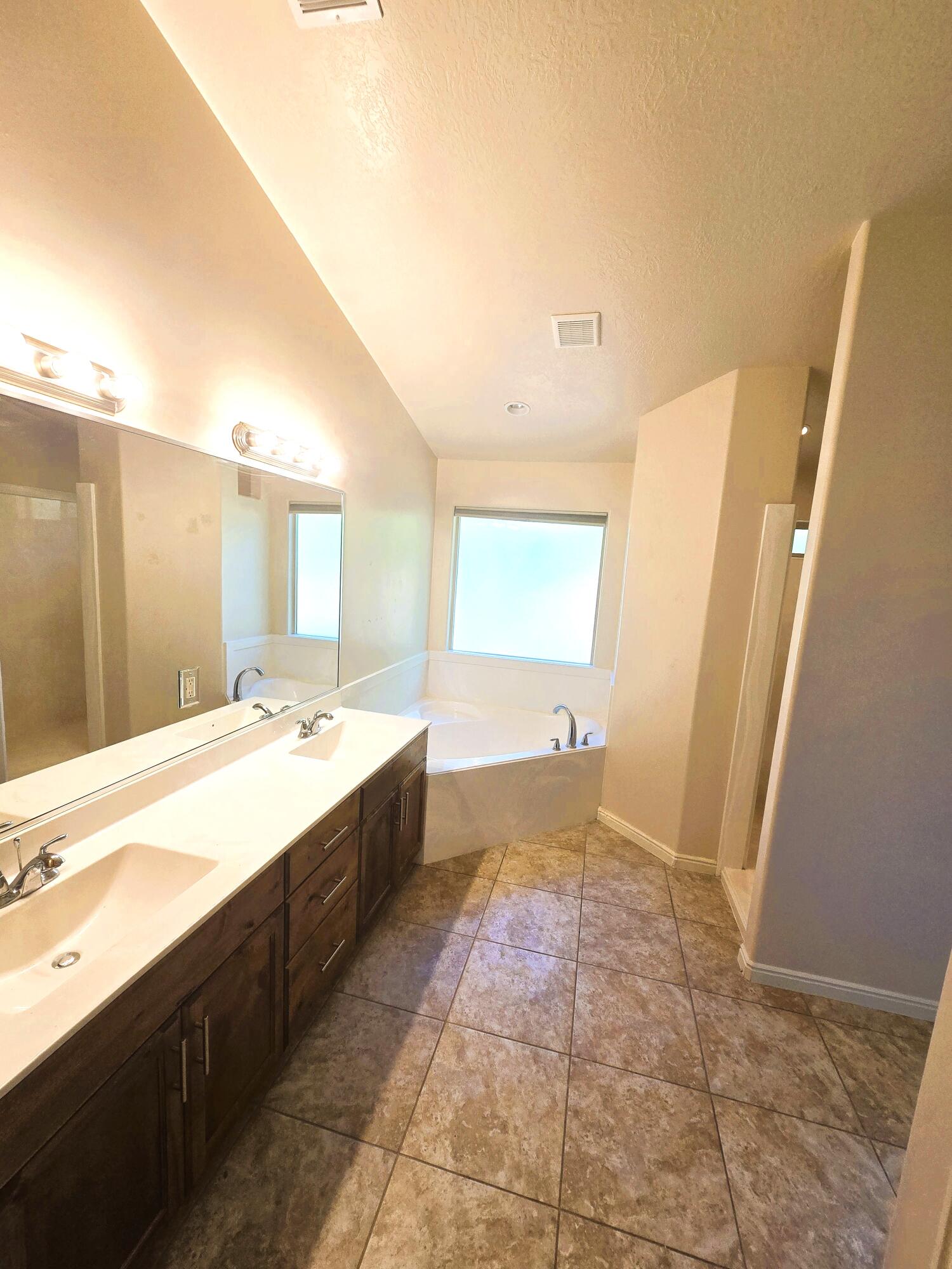3063 Amaranth Drive St. George, UT 84790 - Photo 13 of 26 Bath5