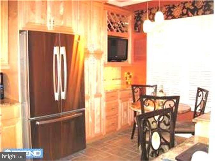 435 Ruth Court Harleysville, PA 19438 - Photo 4 of 24 Gallery Image 4