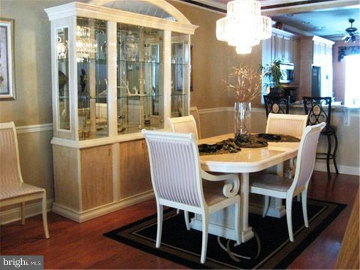 435 Ruth Court Harleysville, PA 19438 - Photo 5 of 24 Dining Room