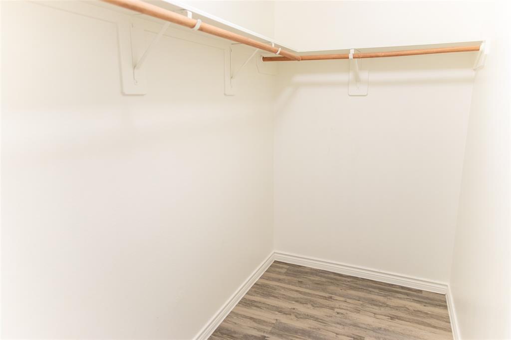 3526 Apple Valley Way Dallas, TX 75227 - Photo 11 of 13 a view of small space