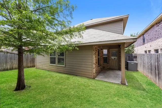 $2,150 | 3526 Apple Valley Way, Dallas, TX 75227