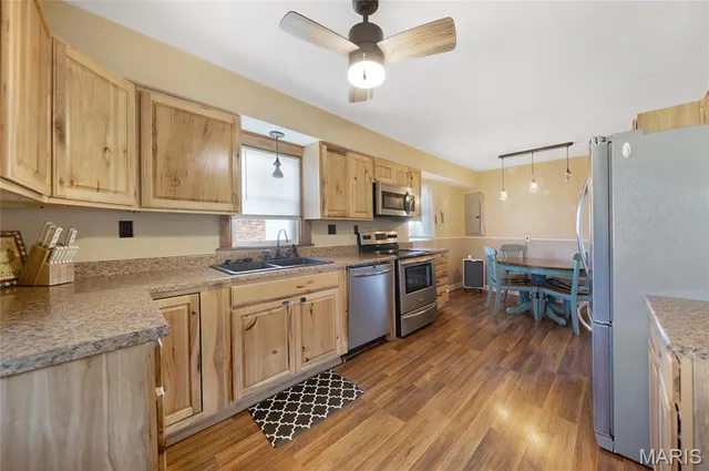 $149,000 | 506 Vine Street, Cuba, MO 65453