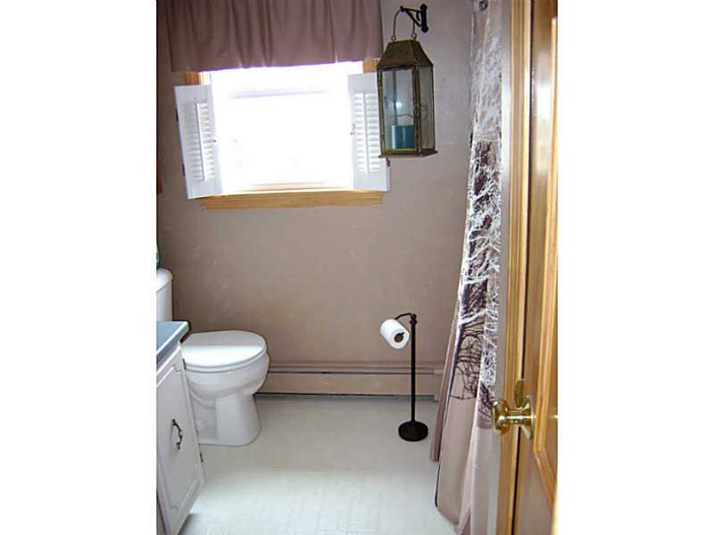 190 Colvintown Road Coventry, RI 02816 - Photo 12 of 16 Bathroom.