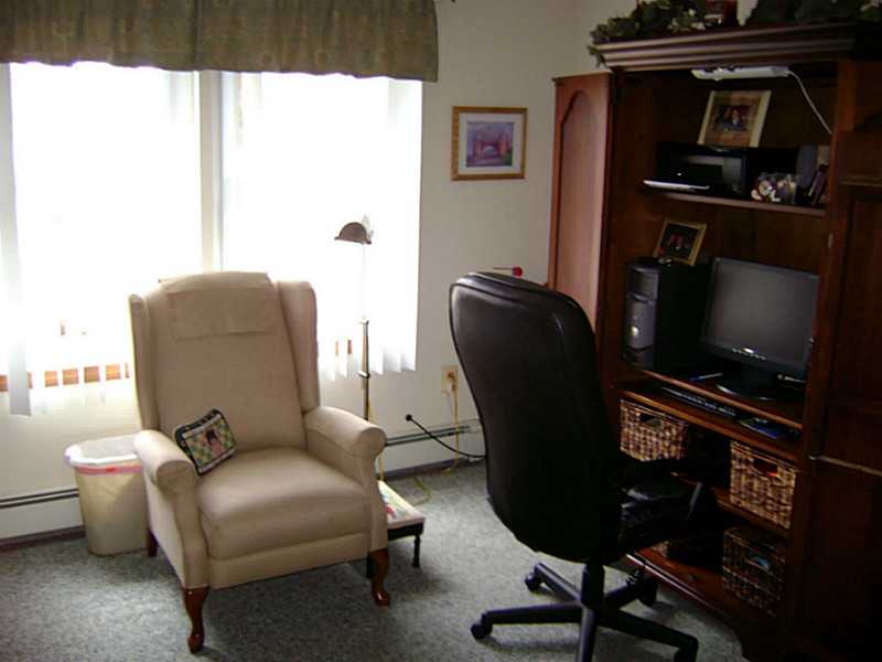 190 Colvintown Road Coventry, RI 02816 - Photo 13 of 16 Studio/Study/Office.