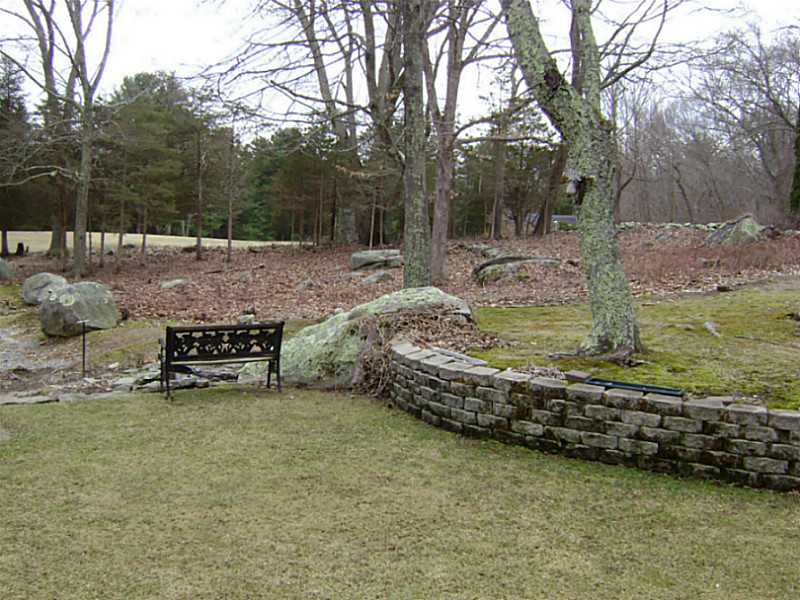 190 Colvintown Road Coventry, RI 02816 - Photo 4 of 16 View.