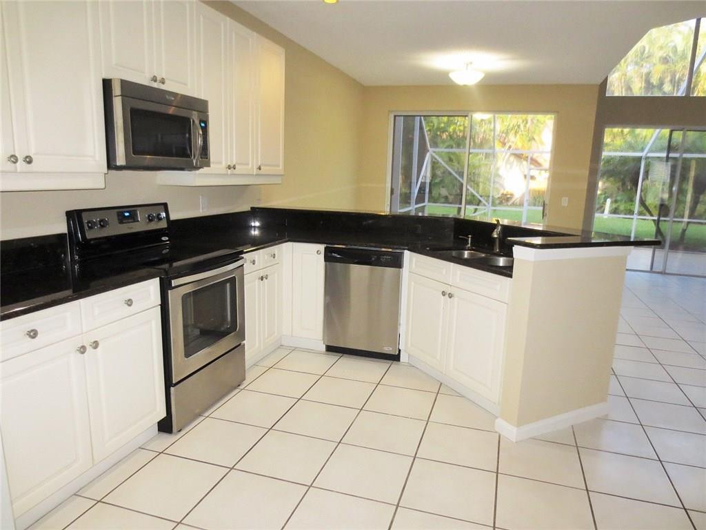 23441 Water Circle Boca Raton, FL 33486 - Photo 3 of 14 Kitchen