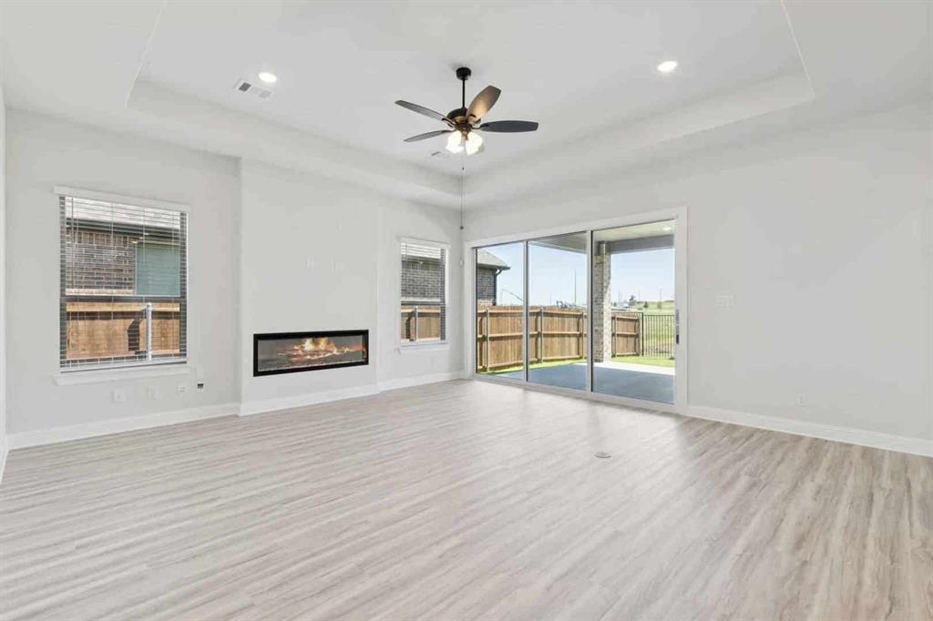 4321 Biddle Street Midlothian, TX 76065 - Photo 6 of 28 Representative