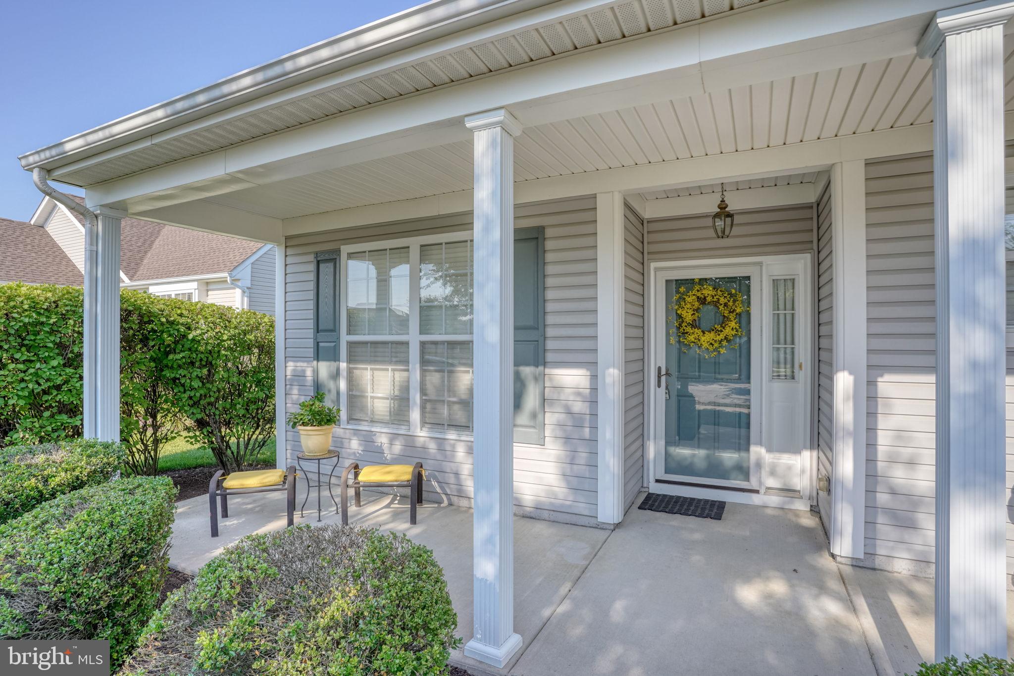 25 Springmill Drive Middletown, DE 19709 - Photo 1 of 35 Large front porch