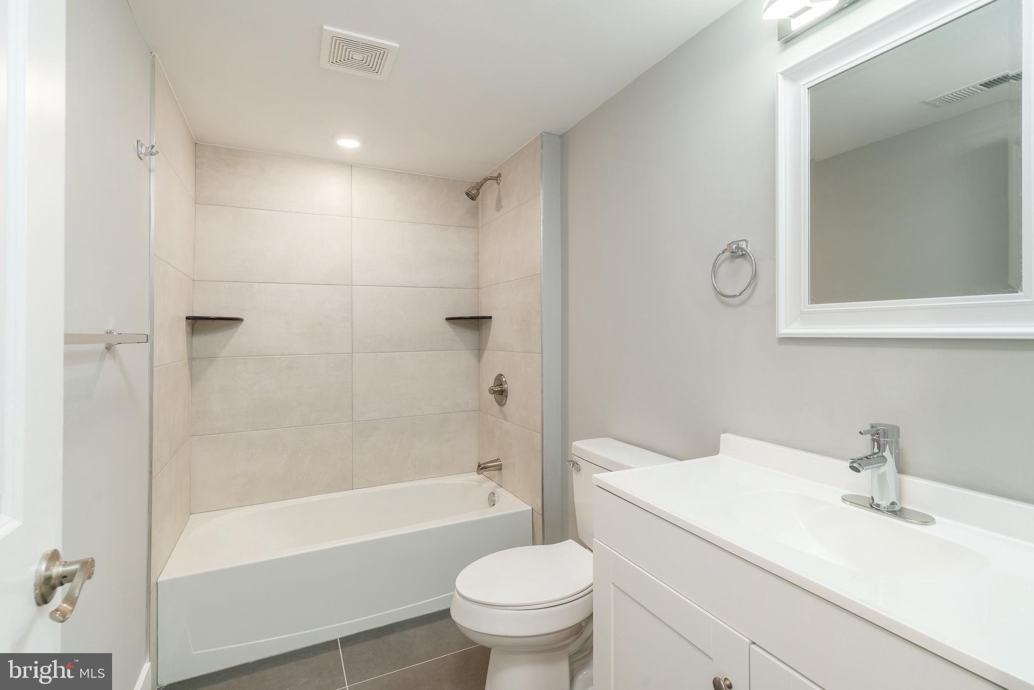 2500 North Mascher Street, Unit 2 Philadelphia, PA 19133 - Photo 7 of 15