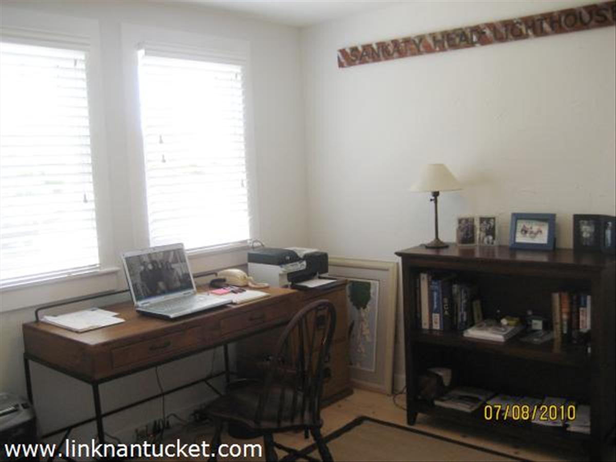 8 Towaddy Road Nantucket, MA 02554 - Photo 13 of 14 Gallery Image 13