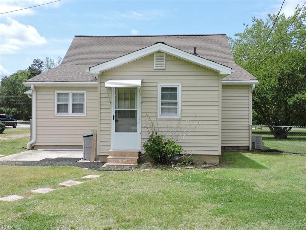505 Horneytown Road High Point, NC 27265 - Photo 3 of 22 Gallery Image 3