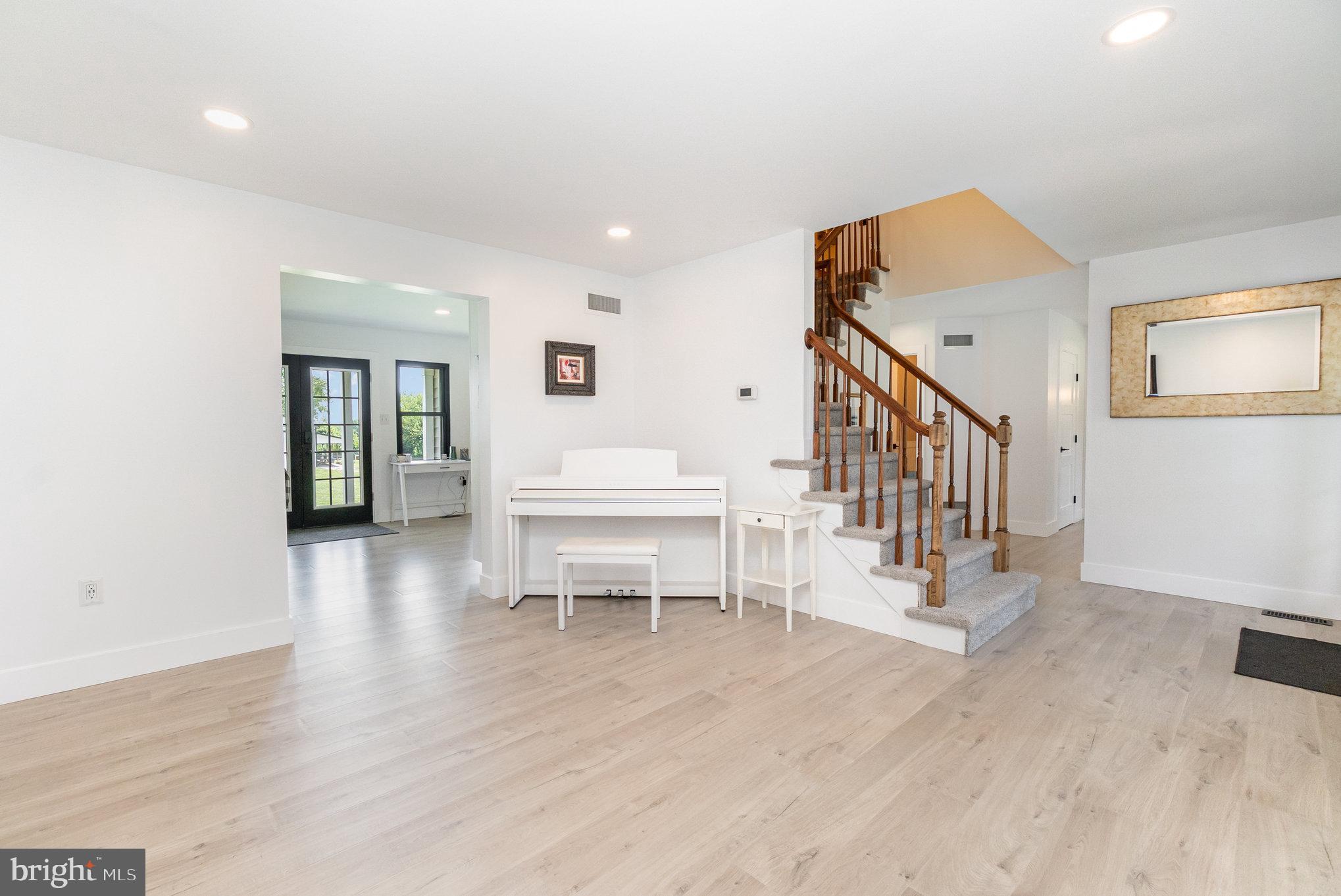 32 Townsend Court Rising Sun, MD 21911 - Photo 17 of 69 Living Room