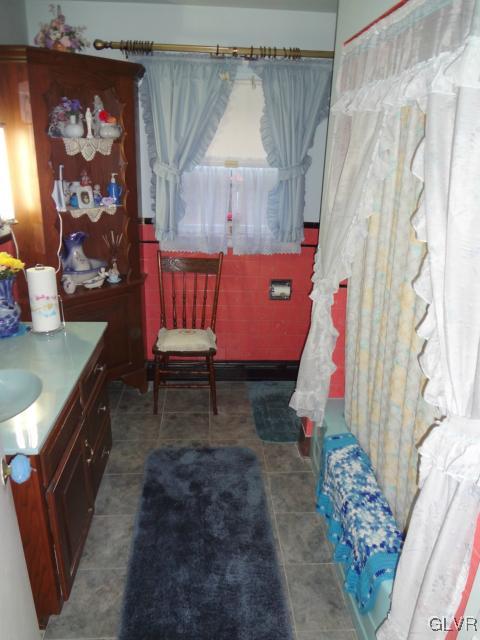 685 Creek Road Bangor, PA 18013 - Photo 12 of 26 Gallery Image 12