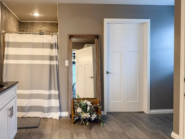 $479,750 | 280 Knotting Hill Drive, Springville, IN 47462