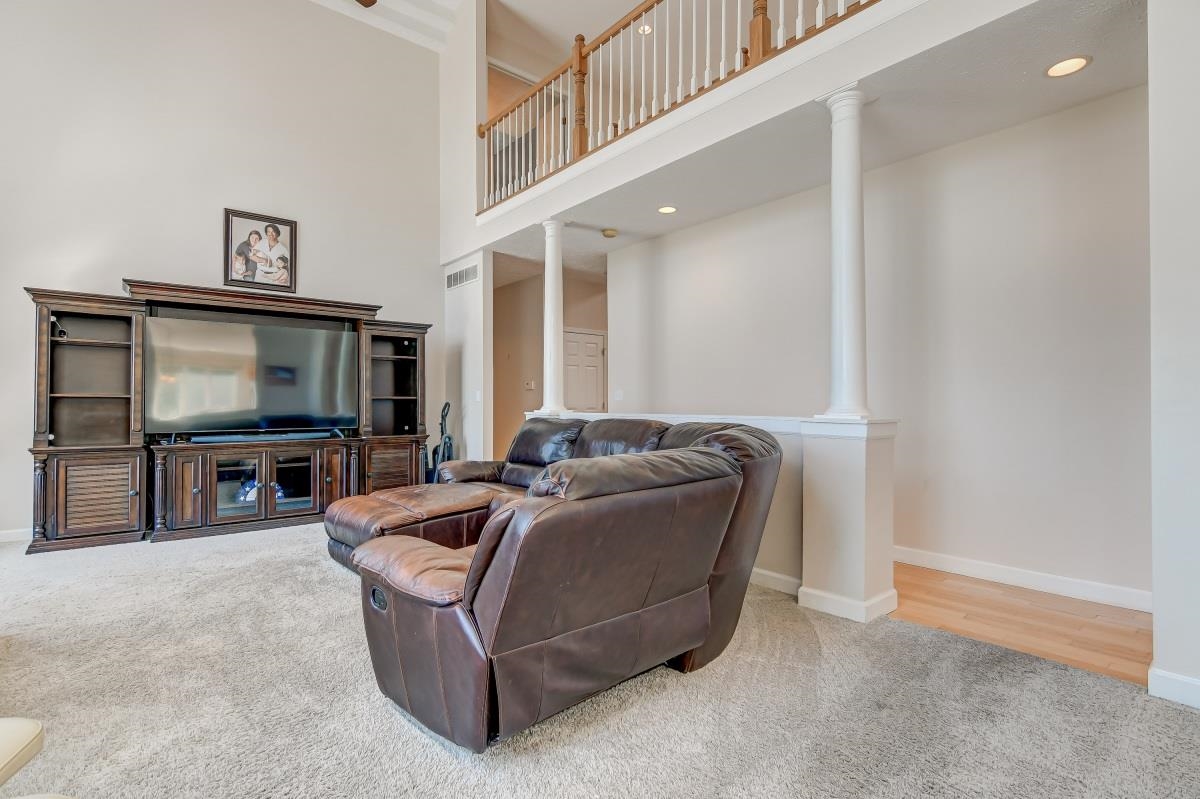 2904 Wildcat Court Springfield, IL 62711 - Photo 4 of 48