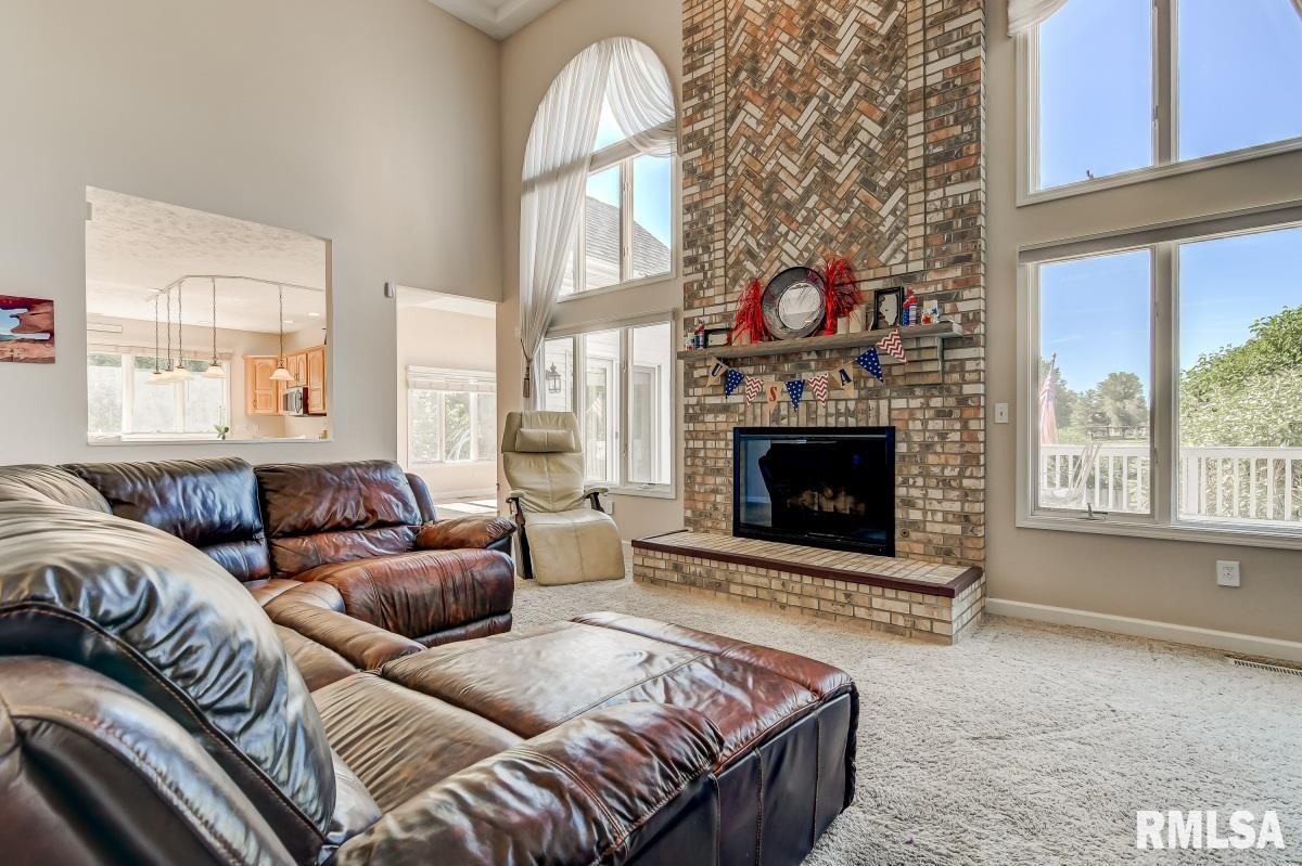 2904 Wildcat Court Springfield, IL 62711 - Photo 6 of 48