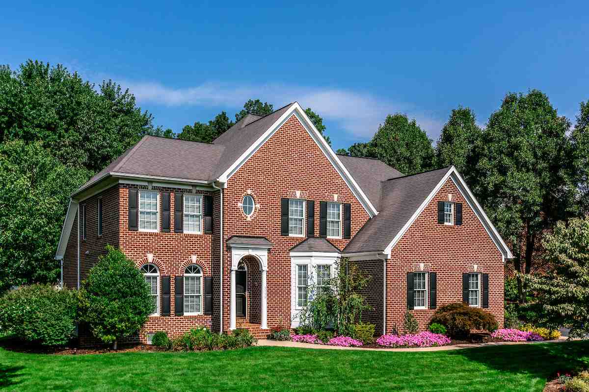 3739 Traveler Road Harrisonburg, VA 22801 - Photo 1 of 44 Elegant and spacious three-level Colonial home in Highland Park!