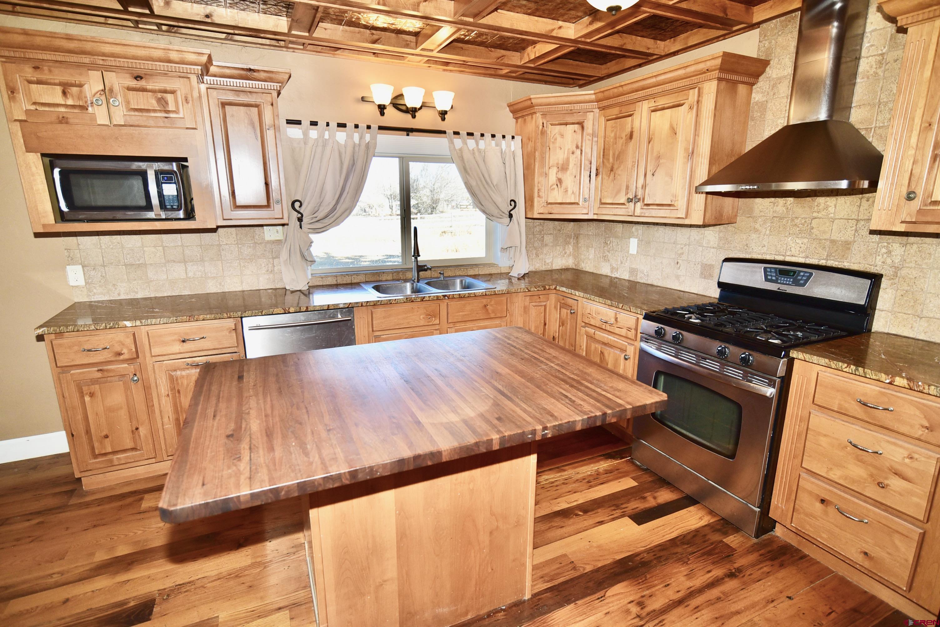 725 6400 Road Montrose, CO 81403 - Photo 6 of 42