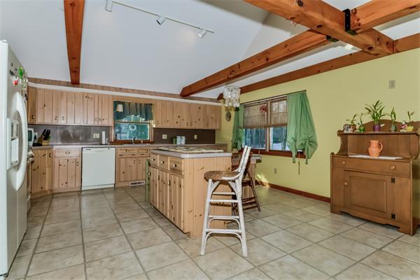 98 Valley Road Plymouth, MA 02360 - Photo 9 of 30 Gallery Image 9