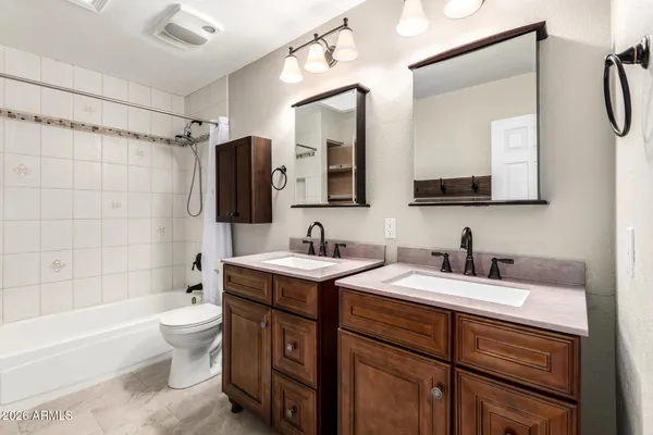 $600,000 | 3807 East Cathedral Rock Drive, Phoenix, AZ 85044