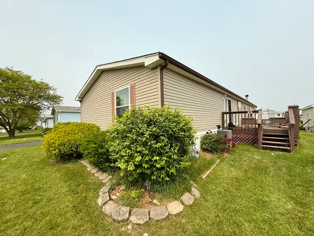 a house view with a outdoor space