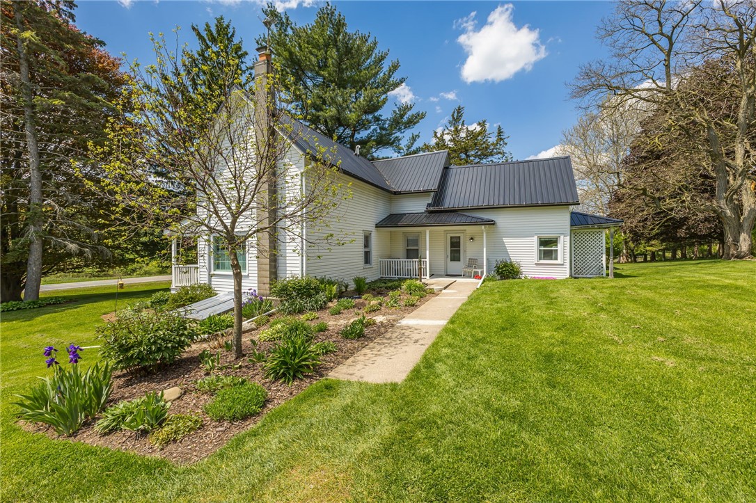 5660 Nott Road Canandaigua, NY 14424 - Photo 4 of 47