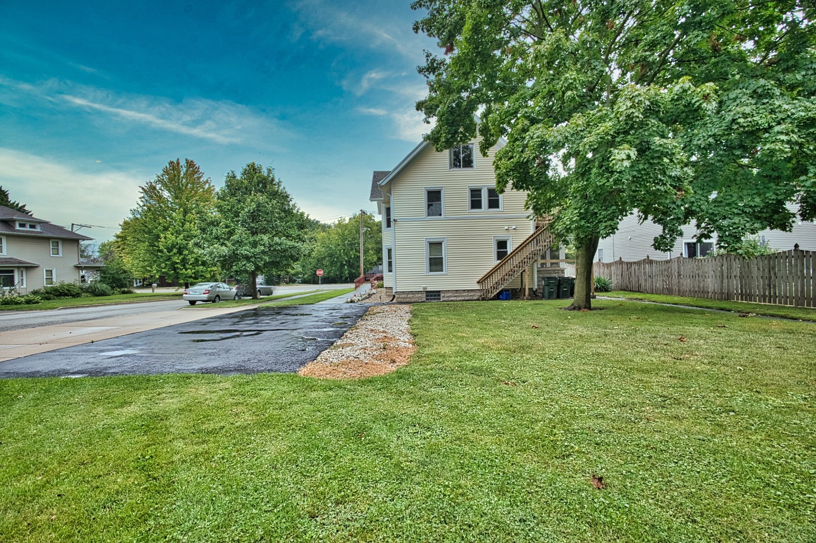 155 Chicago Road Oswego, IL 60543 - Photo 7 of 25