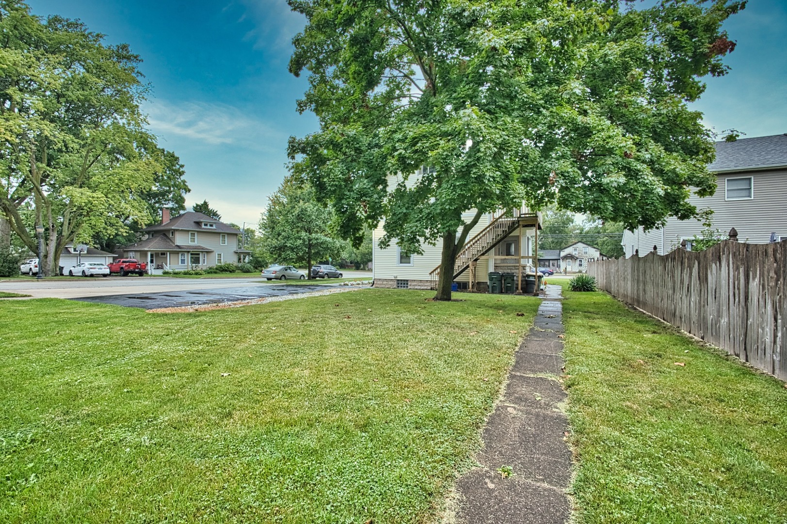 155 Chicago Road Oswego, IL 60543 - Photo 8 of 25