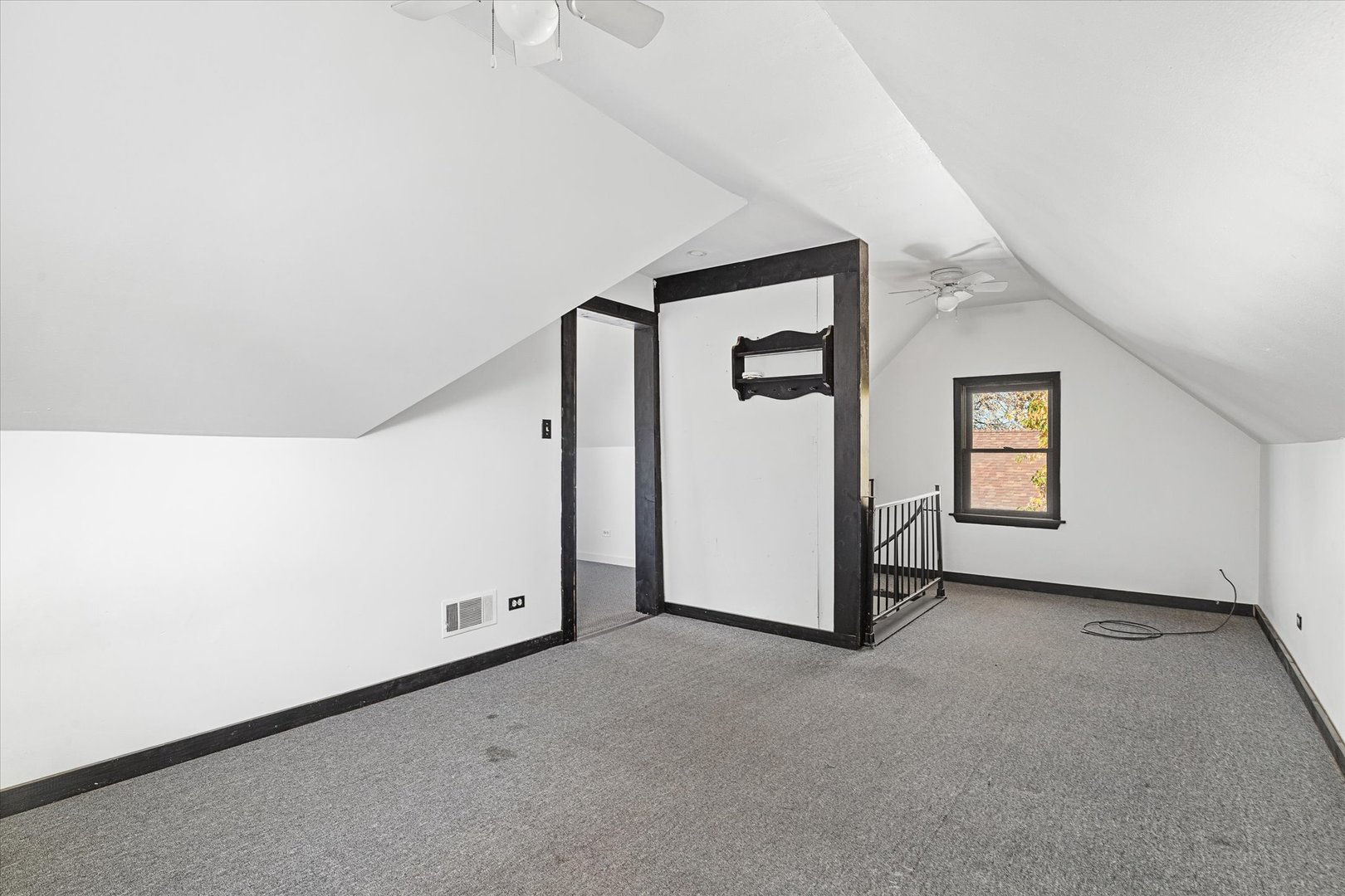 6236 Washington Street Chicago Ridge, IL 60415 - Photo 26 of 32 a view of a hallway with closet