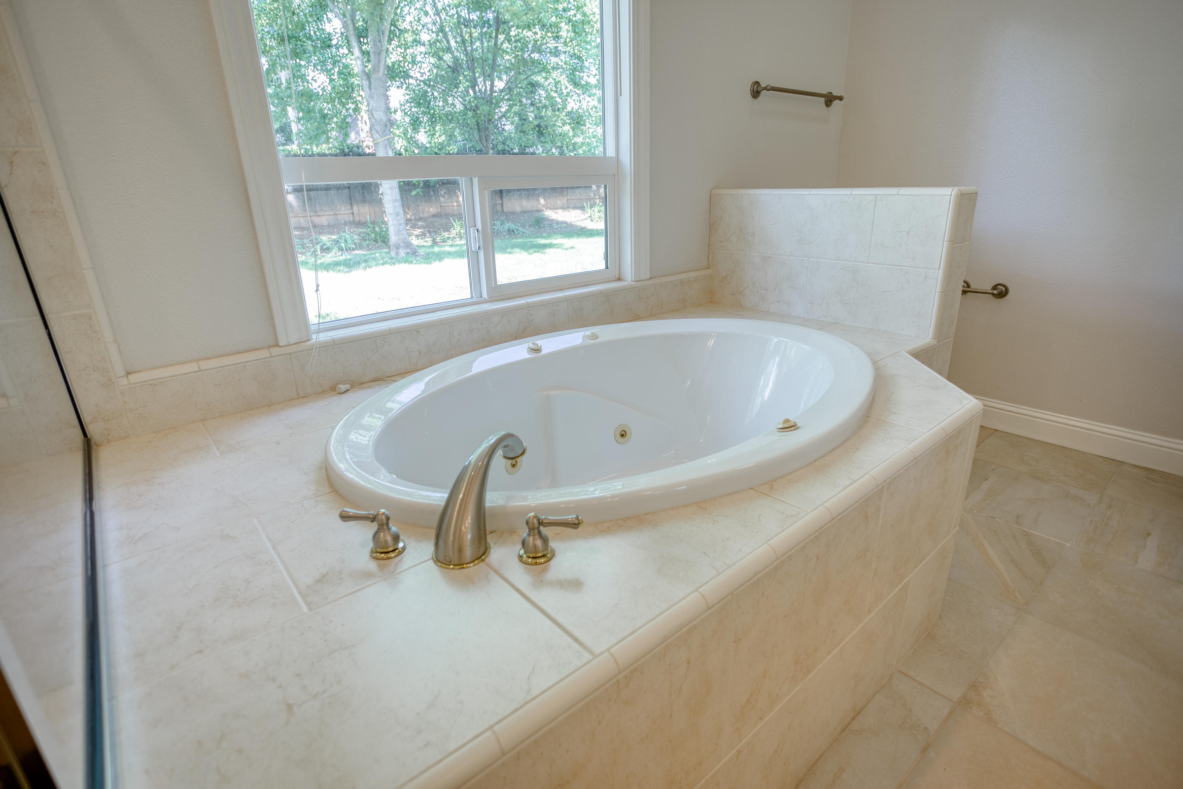 2663 La Rinconada Place Redding, CA 96002 - Photo 46 of 65 IMG_1031