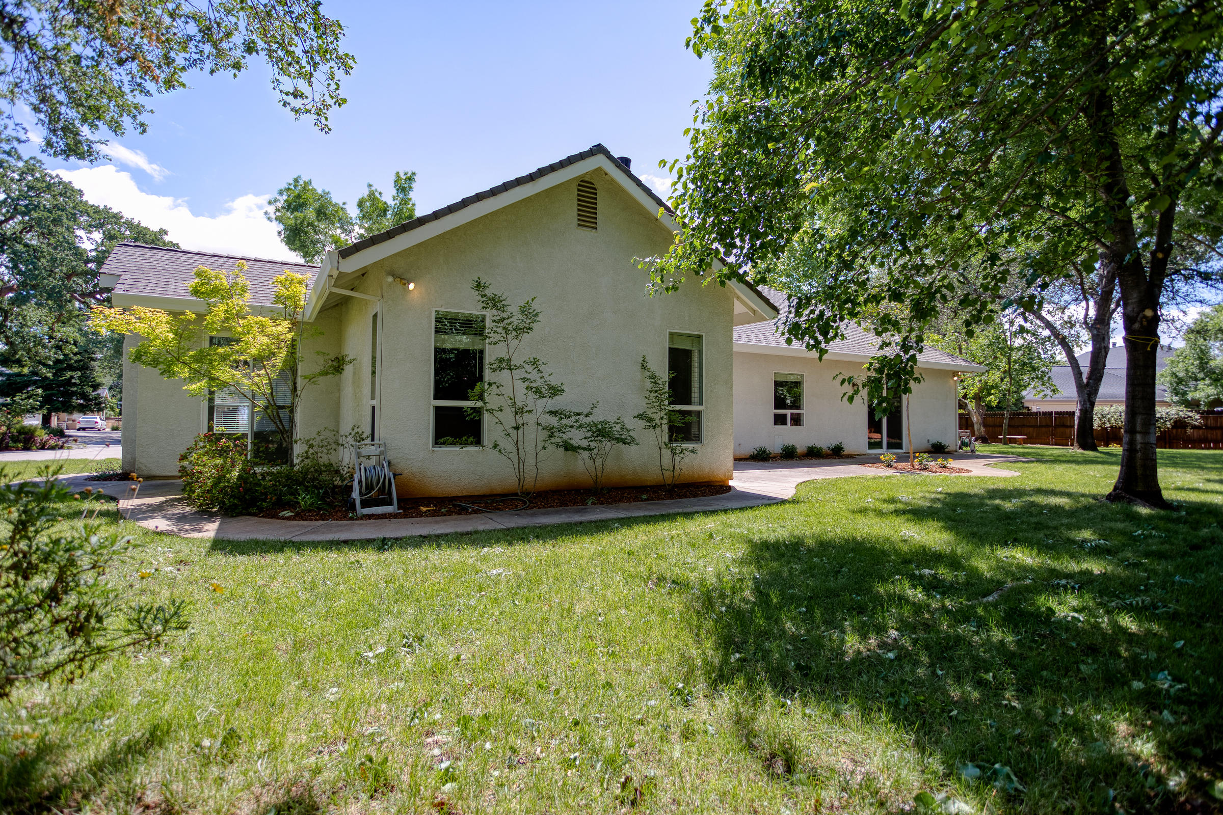 2663 La Rinconada Place Redding, CA 96002 - Photo 54 of 65 IMG_1076