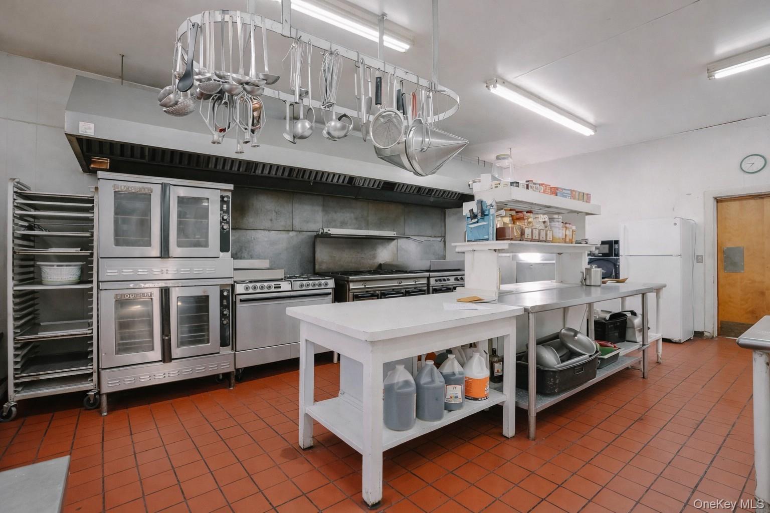 9 Solway Road Saugerties, NY 12477 - Photo 12 of 22