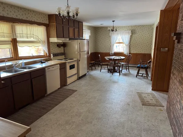 $230,000 | 2512 Sportsman Drive, White Cloud, MI 49349