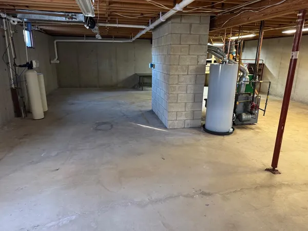 $230,000 | 2512 Sportsman Drive, White Cloud, MI 49349