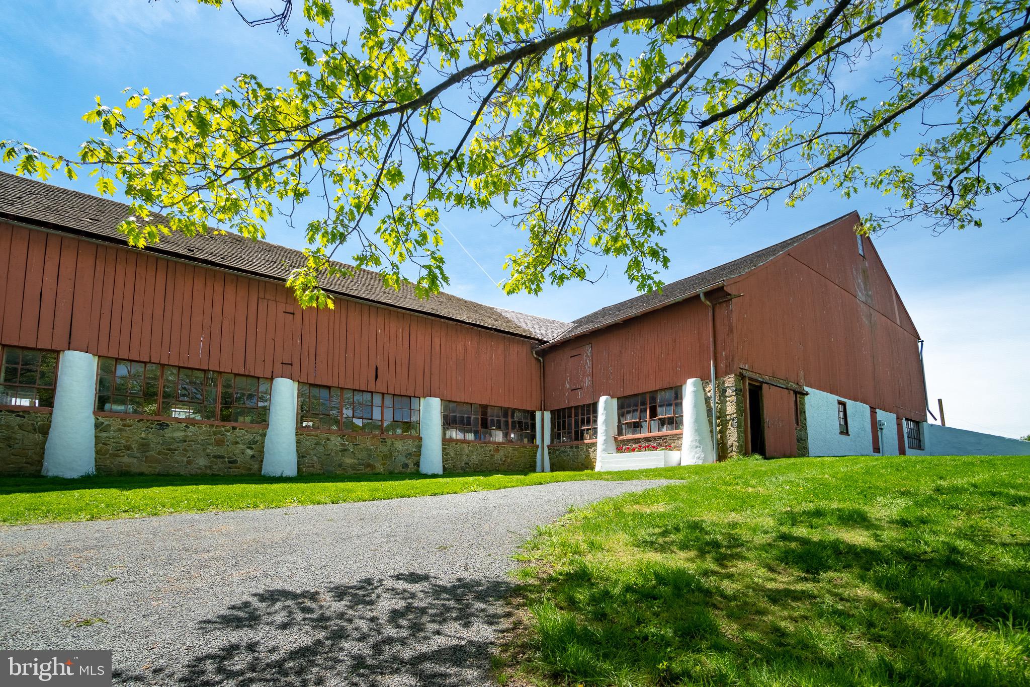 2200 Ridge Road Elverson, PA 19520 - Photo 22 of 27 Barn