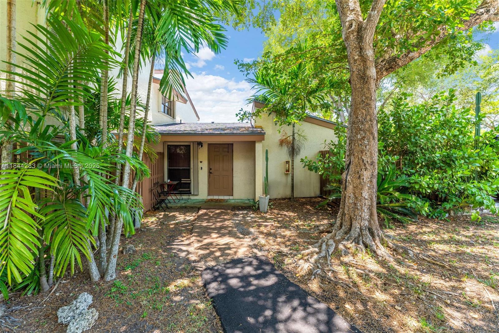 11466 Southwest 109th Road, Unit 42W Miami, FL 33176 - Photo 1 of 23 Gallery Image 1