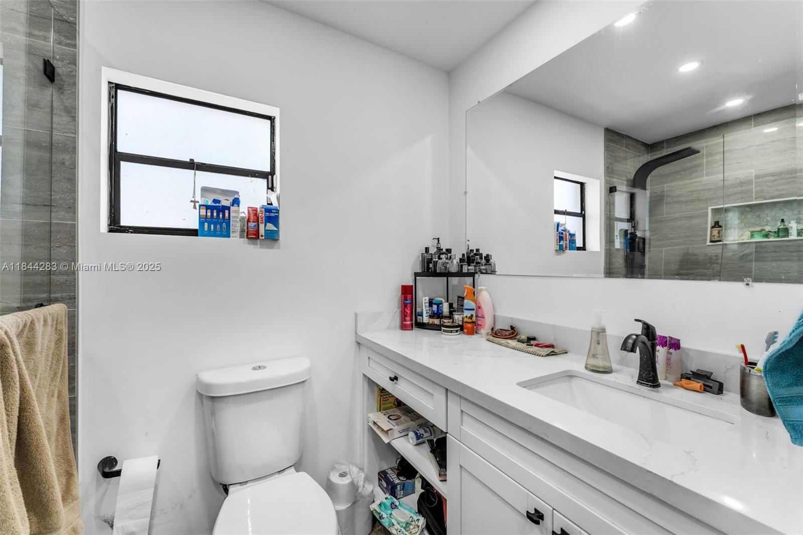 11466 Southwest 109th Road, Unit 42W Miami, FL 33176 - Photo 14 of 23 Gallery Image 14