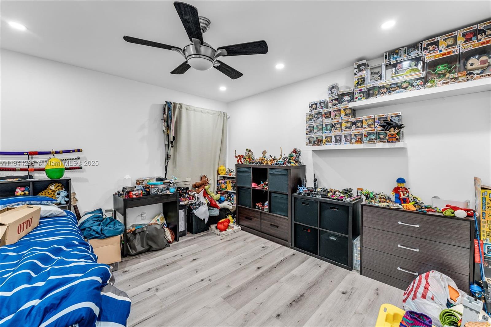 11466 Southwest 109th Road, Unit 42W Miami, FL 33176 - Photo 16 of 23 Gallery Image 16